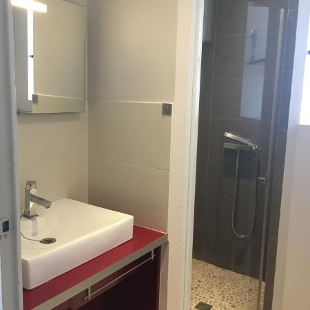 STUDIO - QUARTIER GRASLIN - SURFACE 26 M2 - Photo 4