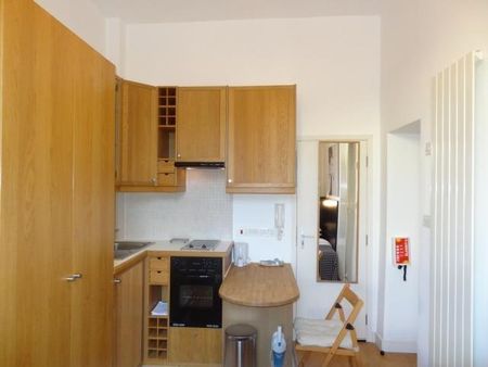 Studio to rent - Photo 3