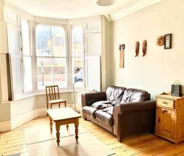 Room in a Shared House, Medway Road, E3 - Photo 2