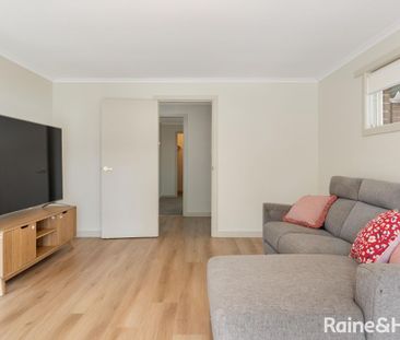 Fresh, Light-Filled Ease with Everyday Convenience - Photo 1