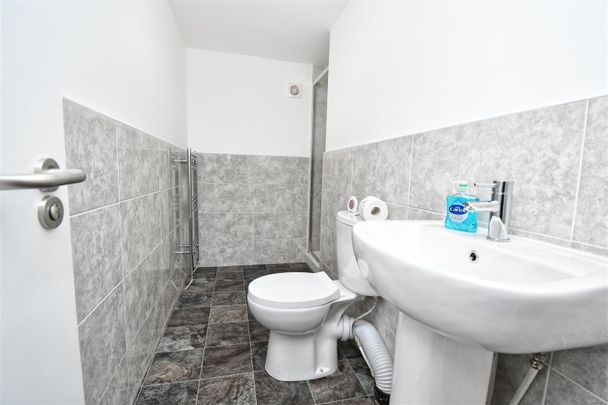 1 bed house share to rent in Deepdale Road, Preston, PR1 - Photo 1