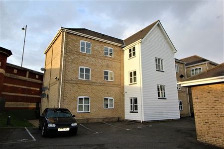 Capstan Place, Colchester - Photo 3
