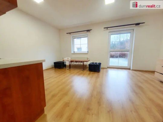 Pronájem bytu 1+kk 37 m - Photo 1