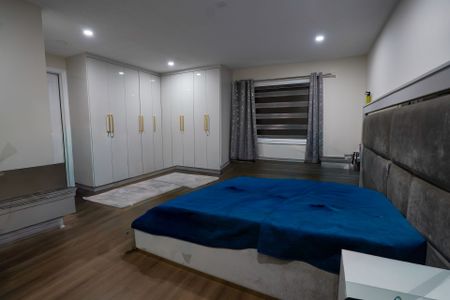 For Lease - 126 Molozzi Street, Erin, Ontario - Photo 2