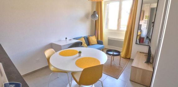 Location Appartement 1 pièce 21m² ST ETIENNE 42000 - Photo 2