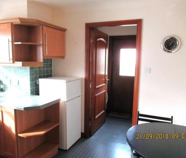 4 bedroom detached house to rent - Photo 6