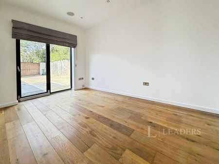 3 bedroom detached to rent Tilney road, cheltenham, GL50 - Photo 4