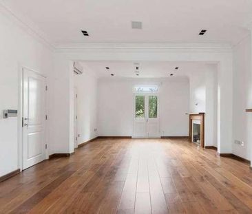 Hamilton Gardens St. John's Wood, NW8 - Photo 1