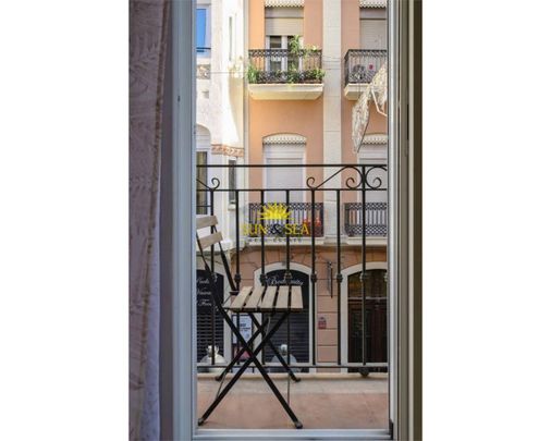 3 BEDROOM APARTMENT IN ALICANTE - Photo 1