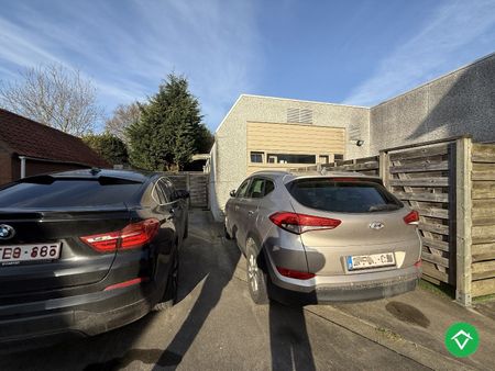 Gelijkvloers appartement met twee slaapkamers en terras te Roeselare - Foto 3