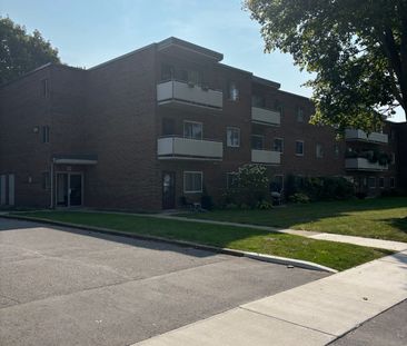 For Lease - 31 Parkside Drive Unit# 309, St. Thomas, Ontario - Photo 1