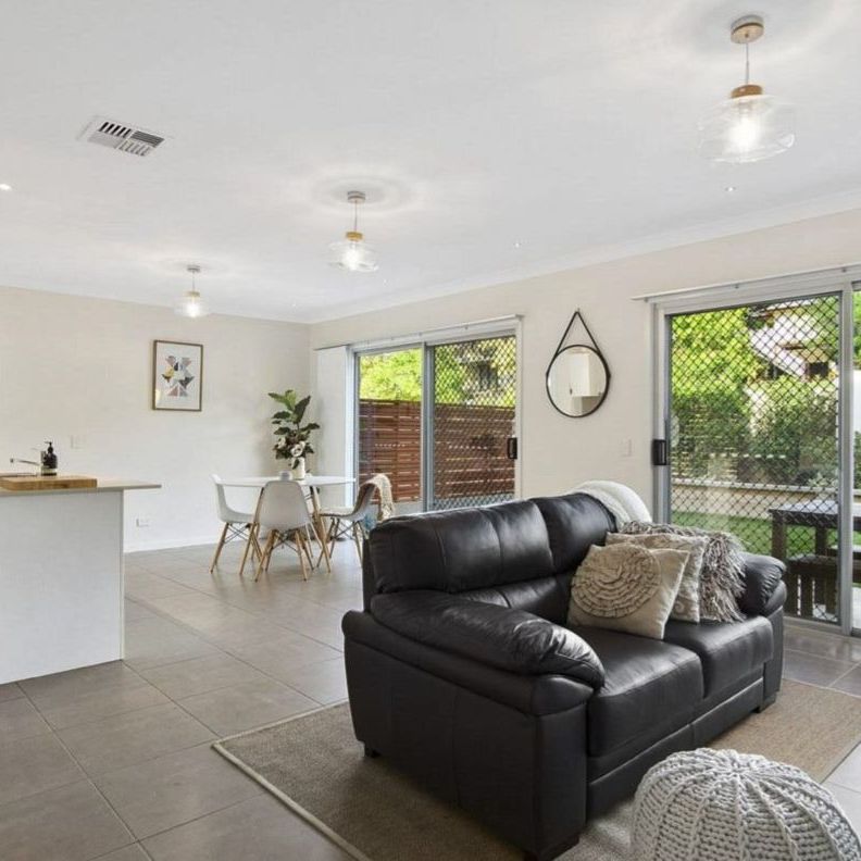 1C/21 Montrose Road, Taringa QLD 4068 - Townhouse For Rent | Domain - Photo 1