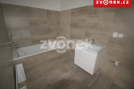2+kk Otrokovice, novostavba, od července - Photo 4