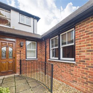 Finchampstead Road, Wokingham Finchampstead Road, Wokingham - Photo 3