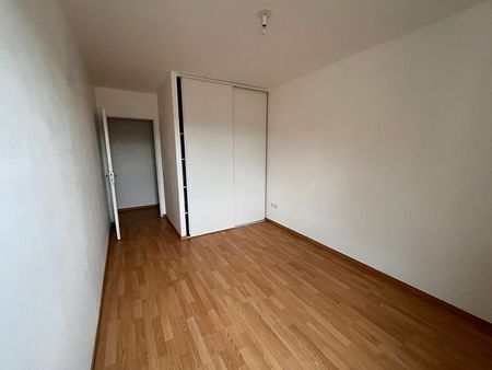 Appartement 4 pièces 82.50 m2 à Rouen 76000 - Photo 2