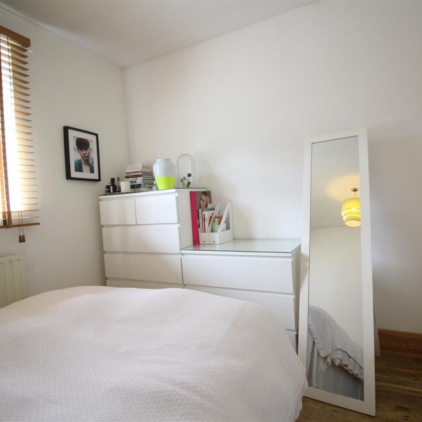 1 Bedroom Flat To Let - Photo 1