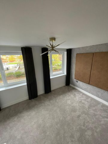 CarringtonStreet, DERBY - Photo 2