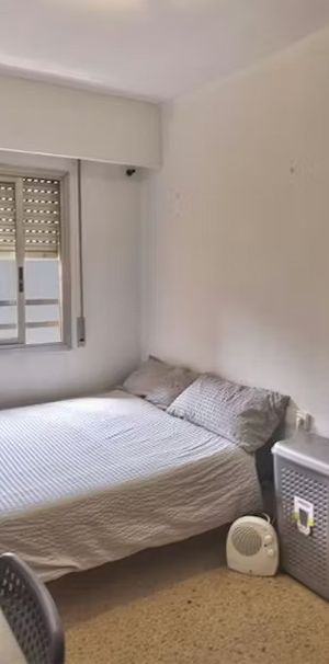 Carrer Explorador Andrés, Valencia, Valencian Community 46022 - Foto 1