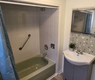 557 Albert Street, Kingston, ON K7K 4M5 - Photo 2