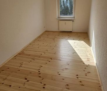 WunderschÃ¶ne, helle und neu sanierte Wohnung wartet! - Foto 1