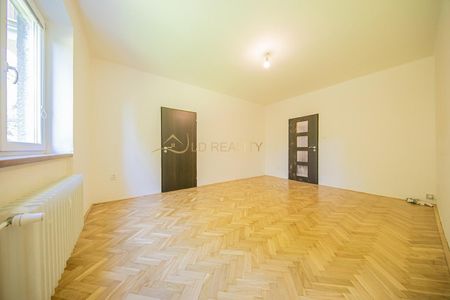 Pronájem bytu 4+1 91 m² - Photo 2
