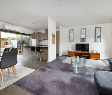 Executive style living in prized pocket locale! - Photo 5