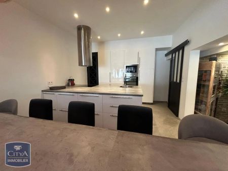 Maison à louer 3 pièces 204m² - Photo 2
