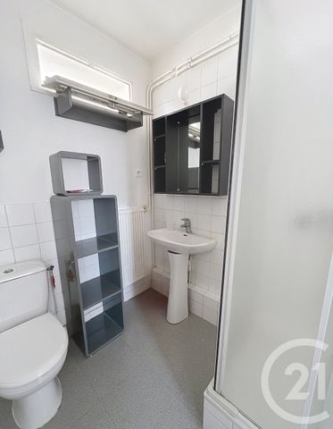 Location Appartement 1 pièce 22m² CLERMONT FERRAND 63000 - Photo 4