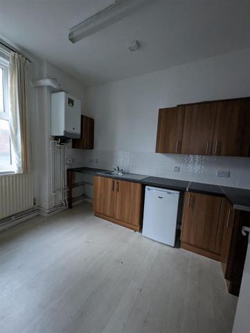 1 bedroom property to rent - Photo 4