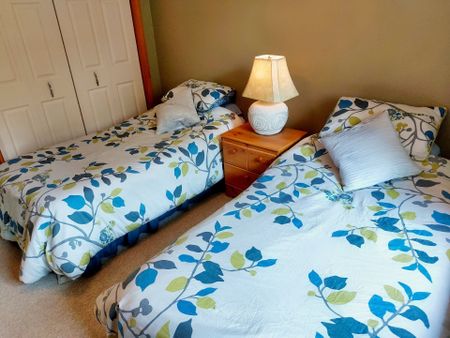 For Lease - 152 Brooker Boulevard, Blue Mountains, Ontario - Photo 2