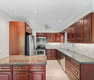 For Lease - 53 Lyndale Crescent, Clarington, Ontario - Photo 2