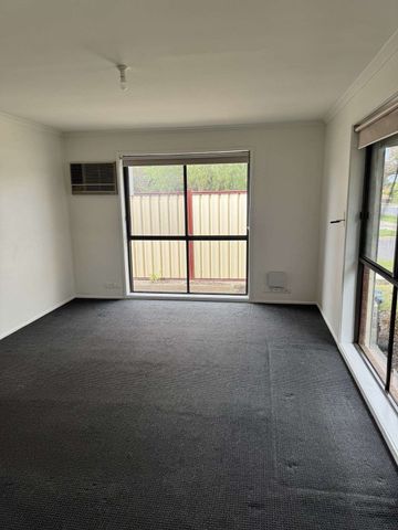 3x Bedroom house - Photo 3