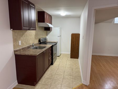 For Lease - 3857 Skyview Street Unit# (LOWER), Mississauga, Ontario - Photo 2