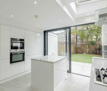 Lancaster Road, Walthamstow, E17 - Photo 1