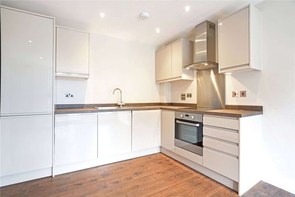 A luxury one bedroom apartment with off street parking. - Photo 1