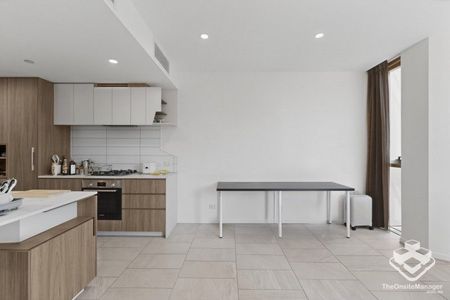 2 Bedrooms - Unfurnished - Photo 3