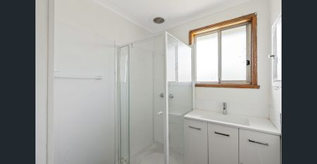 Great family home - Photo 2