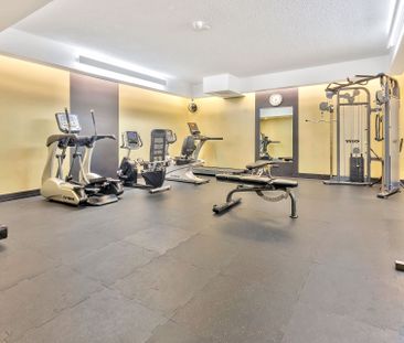 For Lease - 2759 Carousel Crescent Unit# 909, Blossom Park - Airpor... - Photo 1
