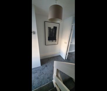 Room in a Shared House, Kent Close, CR4 - Photo 3