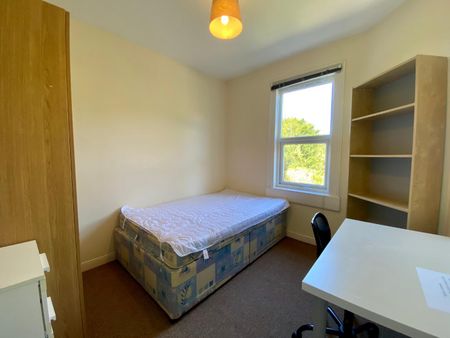 Kingsway, Bath, BA2 - Photo 3