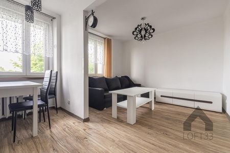 Piękne, dwupokojowe mieszkanie na Podwalu w Jaworznie do wynajęcia | Spacer 3D - Photo 2