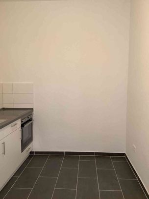 Mitten im Geschehen: gemütliche 2-Zimmer Wohnung mit Mansarde im Zentrum von Kiel per sofort - Foto 1