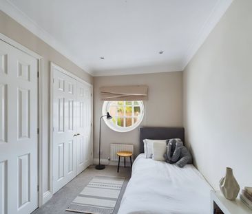 3 bedroom House in Nashdom Lane, Burnham - Photo 5