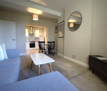 1 Bedroom Apartment To Let - Photo 2