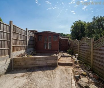 2 bedroom terraced house to rent - Photo 5