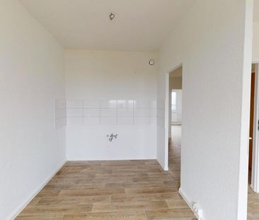 Weitblick garantiert – 3,5-Zimmer-Wohnung in der 5. Etage - Photo 3
