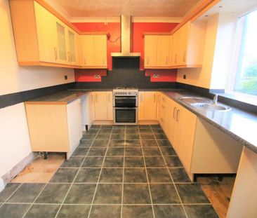 2 bedroom semi-detached house to rent - Photo 5