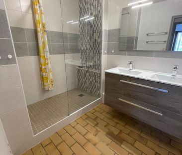 Location Appartement 4 pièces 89m² MONT DE MARSAN 40000 - Photo 3