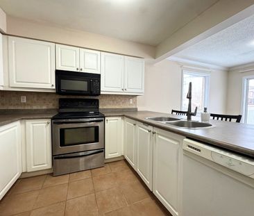 For Lease - 2218 Shadetree Avenue, Burlington, Ontario - Photo 6