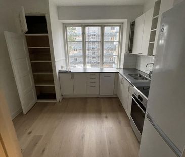 Polhemsgatan 28 C - Foto 1